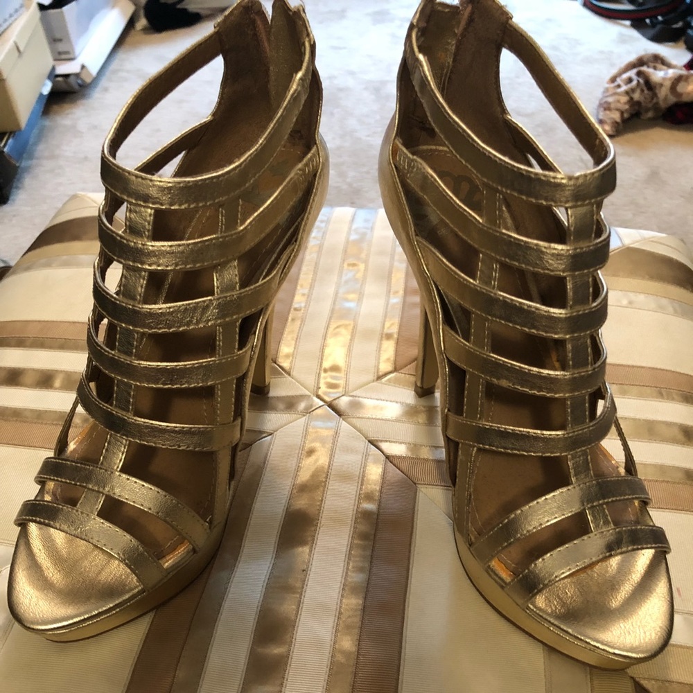 Gold Heels Sz 8